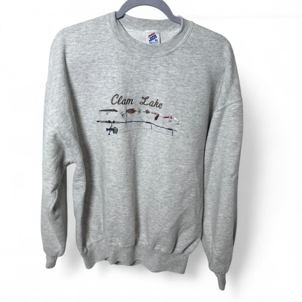 Grey crewneck sweatshirt with embroidered fishing‎ design Size XL #fishing